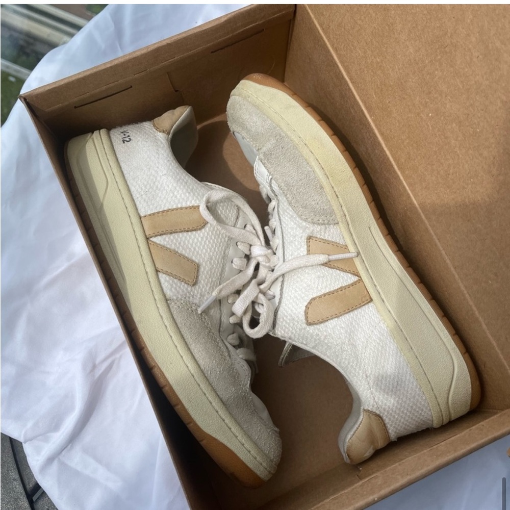 Veja Sneakers